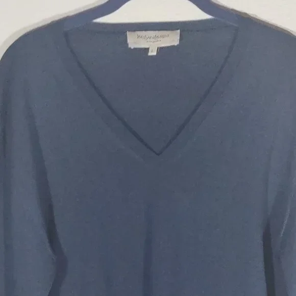 Yves Saint Laurent Rive Gauche Women's Navy Blue Wool V-Neck Sweater Size Large - Picture 4 of 9